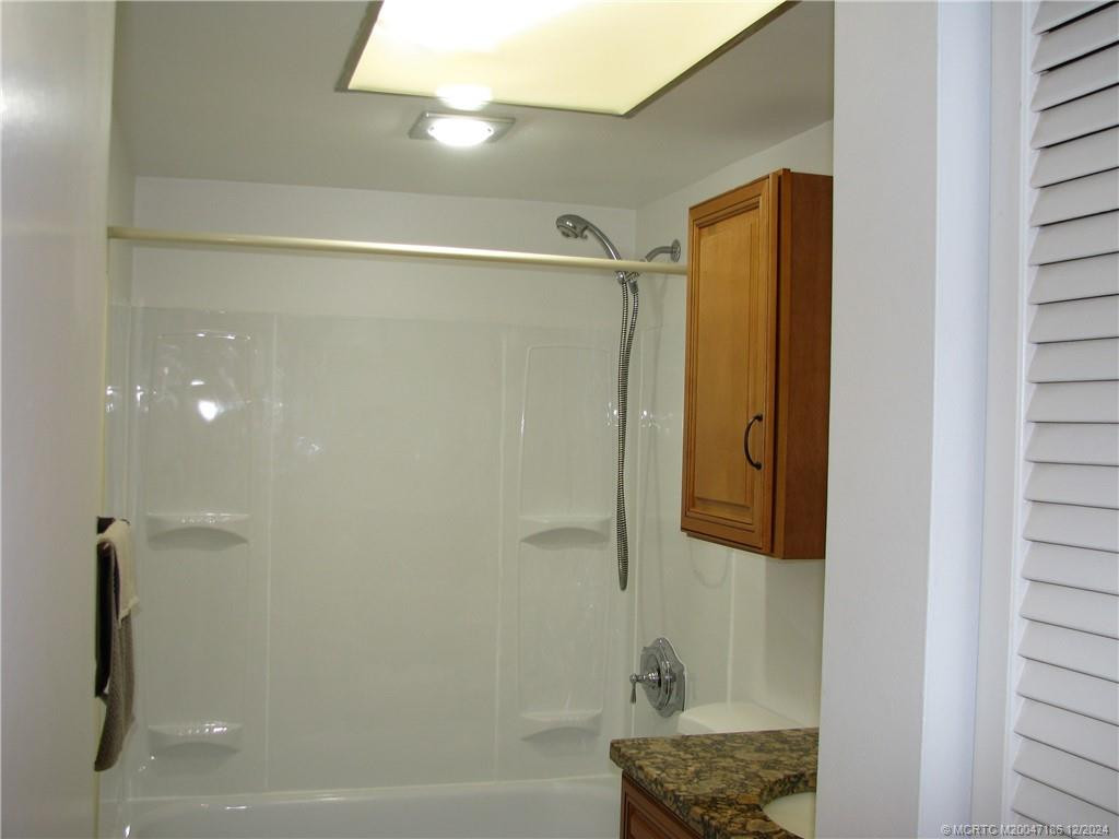 Tub/Shower Combo
