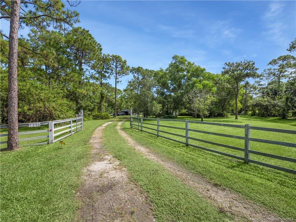 Driveway entry
