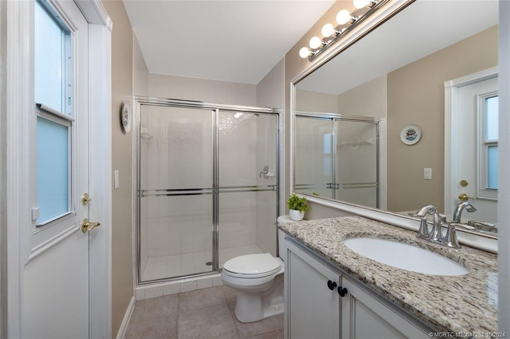 3rd bath/cabana bath