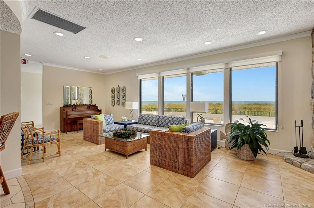 Clubhouse Front Room