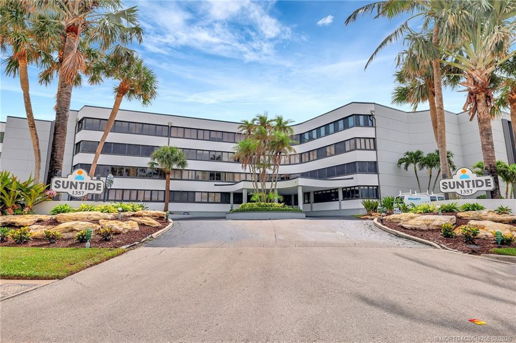 Entrance from Ocean Blvd