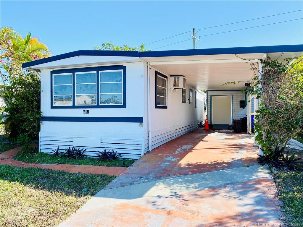 Property photo for 321 NE Tropicalia Lane, Jensen Beach, FL 34957