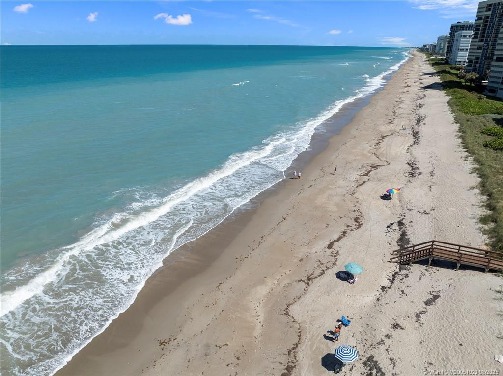 Picture taken from the balcony of UNIT 911-looking south and east. HOW GREAT IS THAT?