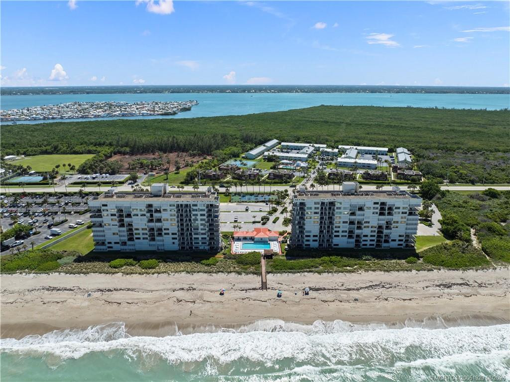 Great place to call home. Indian River in the back ground. Great potential to make the cost of this unit and still have plenty of time for you and your family/friends to use it.