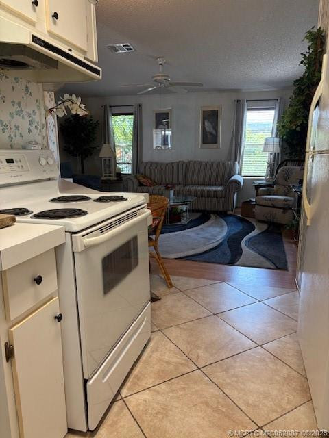 Photo 7 at 7061 SE Birchwood Lane, Stuart