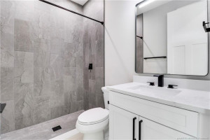 Bathroom 4