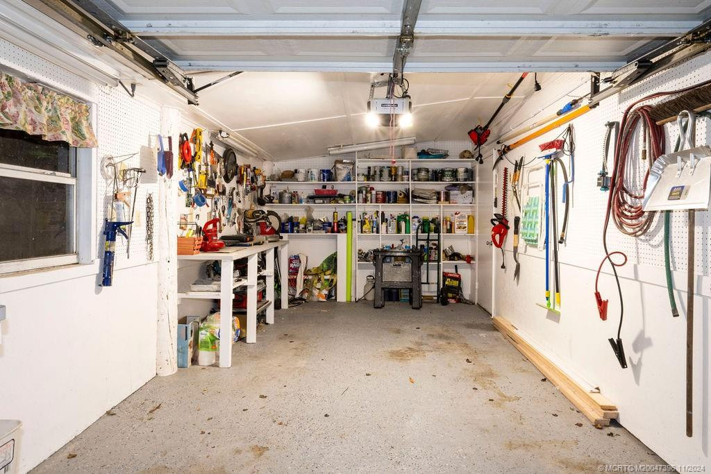 1 car garage
