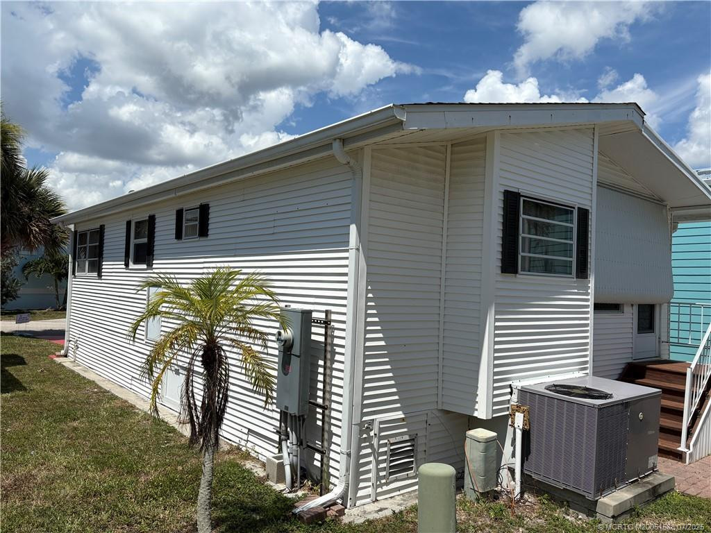 Photo 3 at 1214 Nettles Boulevard, Jensen Beach