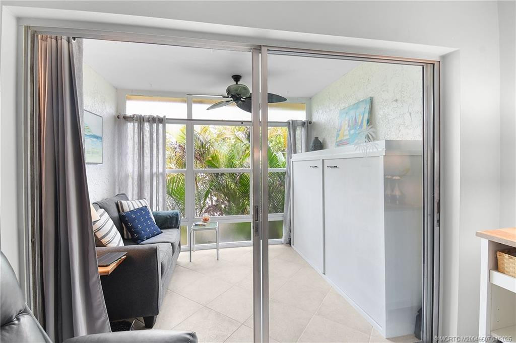 Murphy Bed Closed