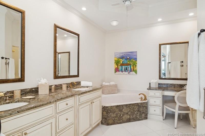 Very Large Primary Bath Spa Bath, Dual Sinks Make Up Vanity & Separate Shower