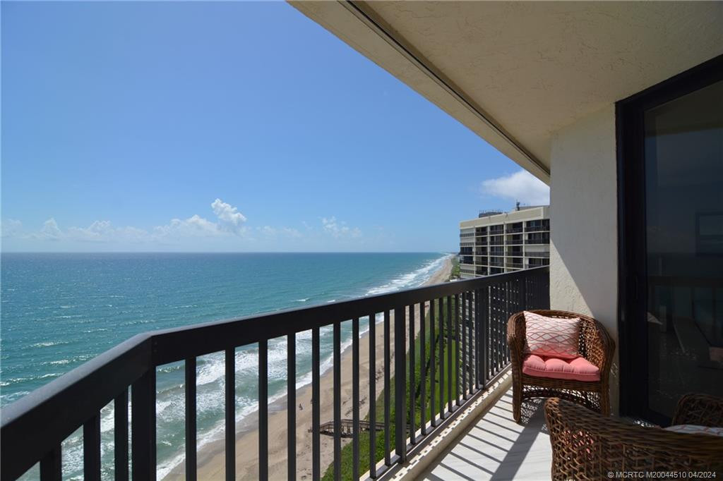 Photo 8 at 9500 S Ocean Drive 1805, Jensen Beach