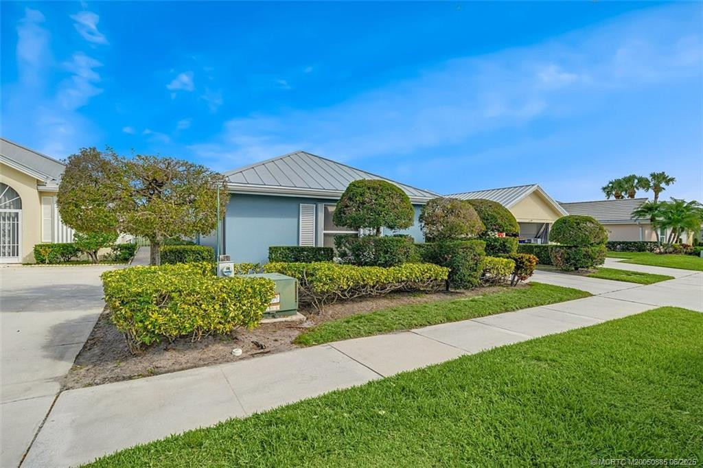 Photo 4 at 2619 SW Greenwich Way, Palm City