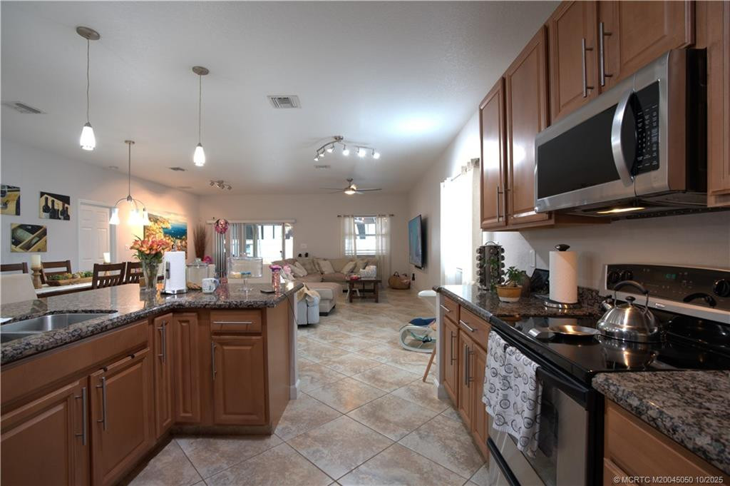 Photo 18 of 115 SW 1st Court, Dania Beach, FL — luxury home for sale Photo 18 of 115 SW 1st Court, Dania Beach, FL — luxury home for sale