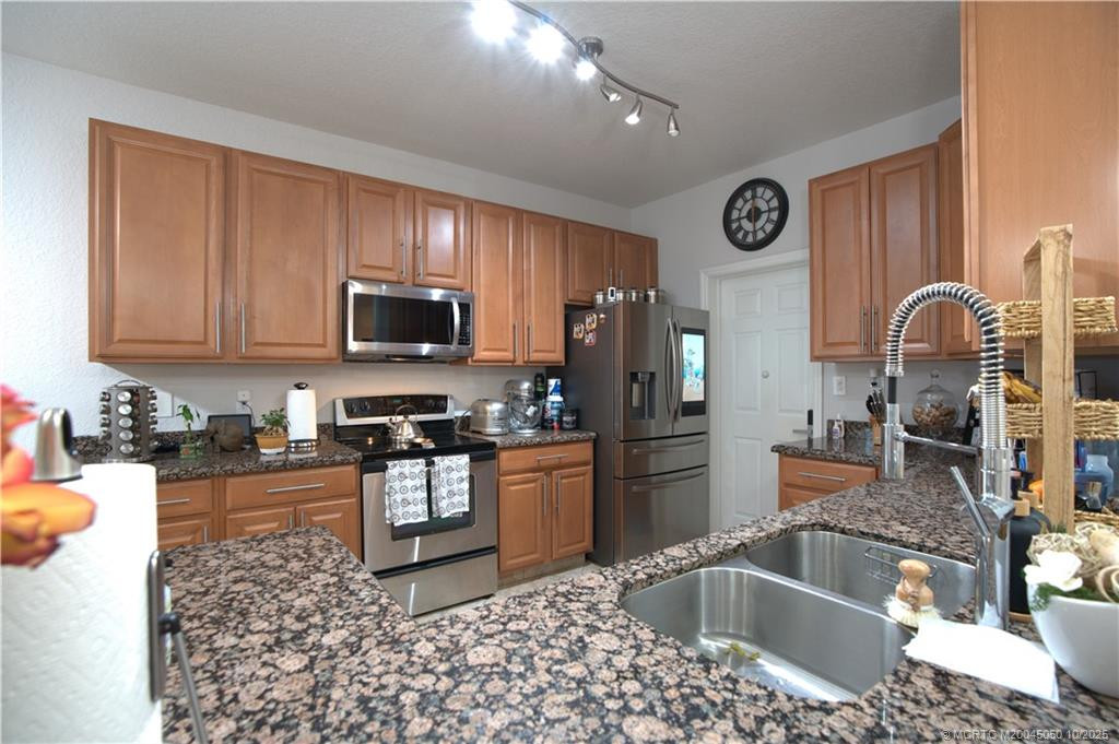Photo 26 of 115 SW 1st Court, Dania Beach, FL — luxury home for sale Photo 26 of 115 SW 1st Court, Dania Beach, FL — luxury home for sale