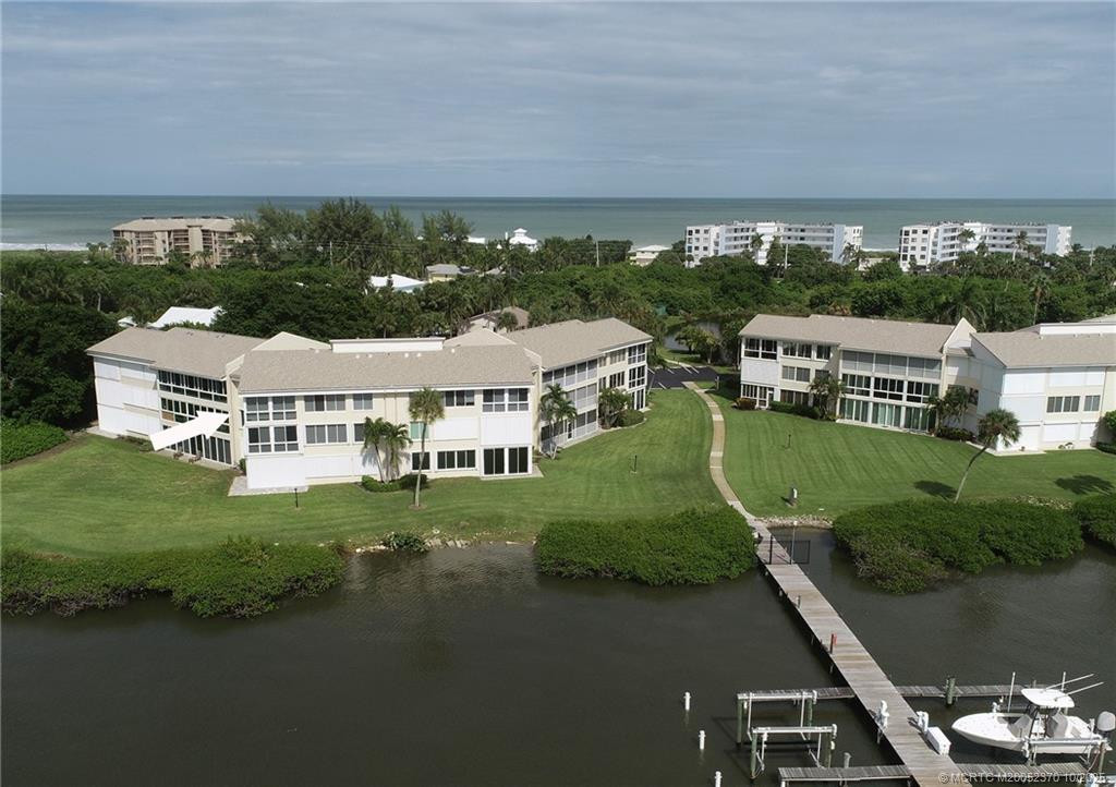 2370 NE Ocean Boulevard C305, Stuart – Condominium for sale