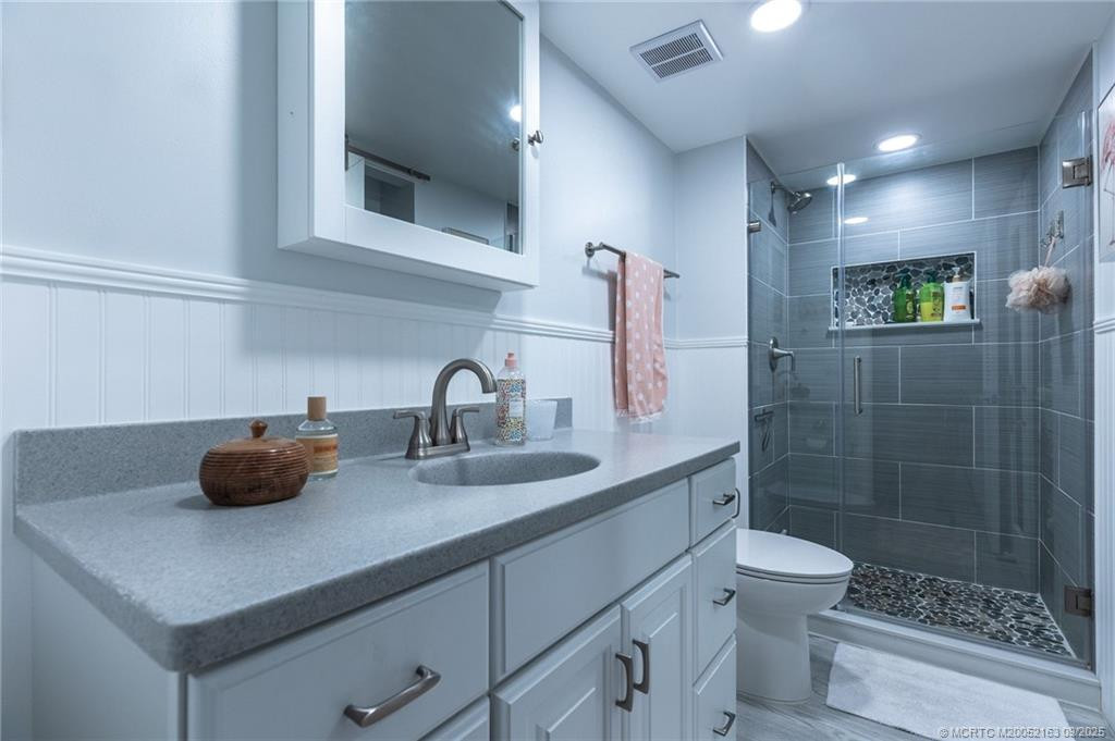 Photo 3 at 245 NE Macarthur Boulevard 18, Stuart