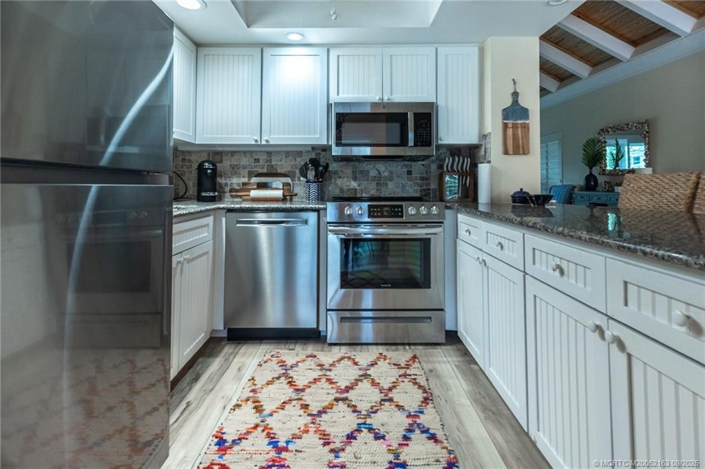 Photo 6 at 245 NE Macarthur Boulevard 18, Stuart