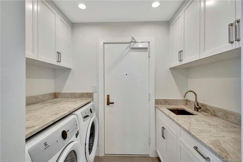 Electrolux washer and dryer