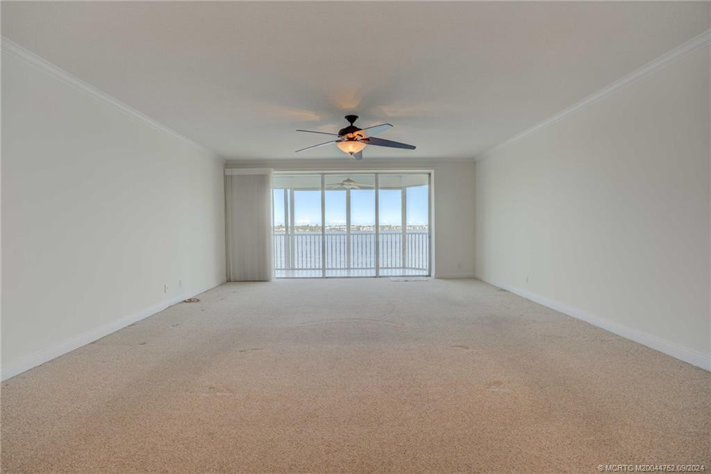 Living Areas to Patio...