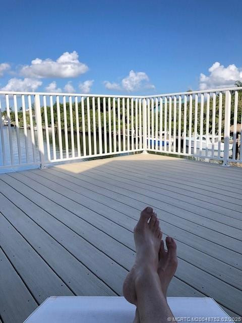 Top deck