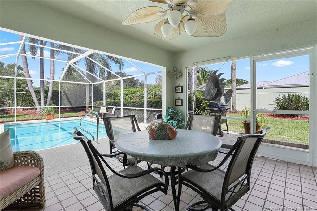 is perfect for al fresco dining