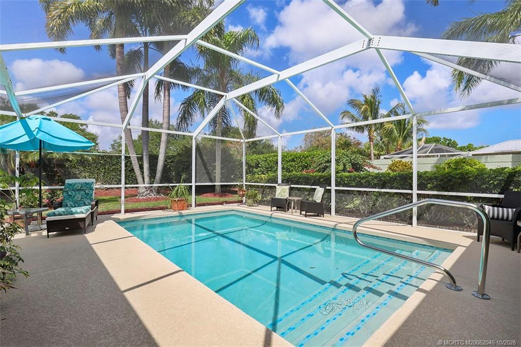 offers a completely private setting