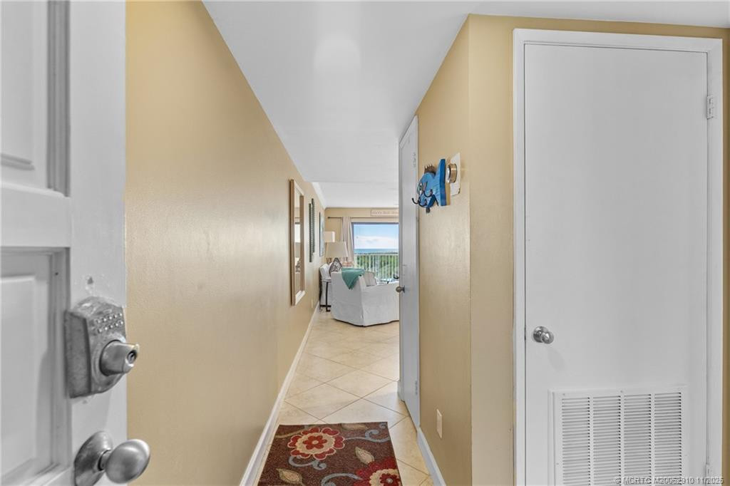 Photo 8 at 379 NE Tradewind Lane 1104, Stuart