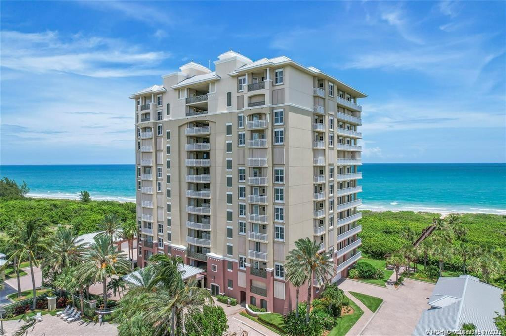 3702 N Highway A1A Highway 1202, Hutchinson Island – Condominium for rent