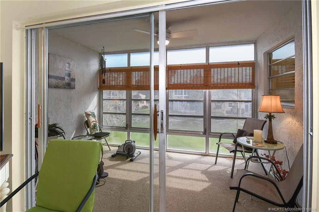 Spacious Lanai