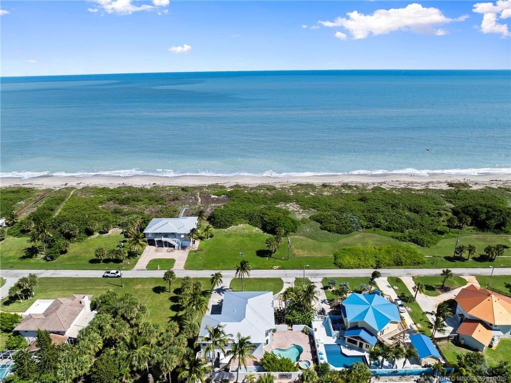 5 bedroom Single Family Residence at 1911 Surfside Drive, Surfside, Fort Pierce — photo 4