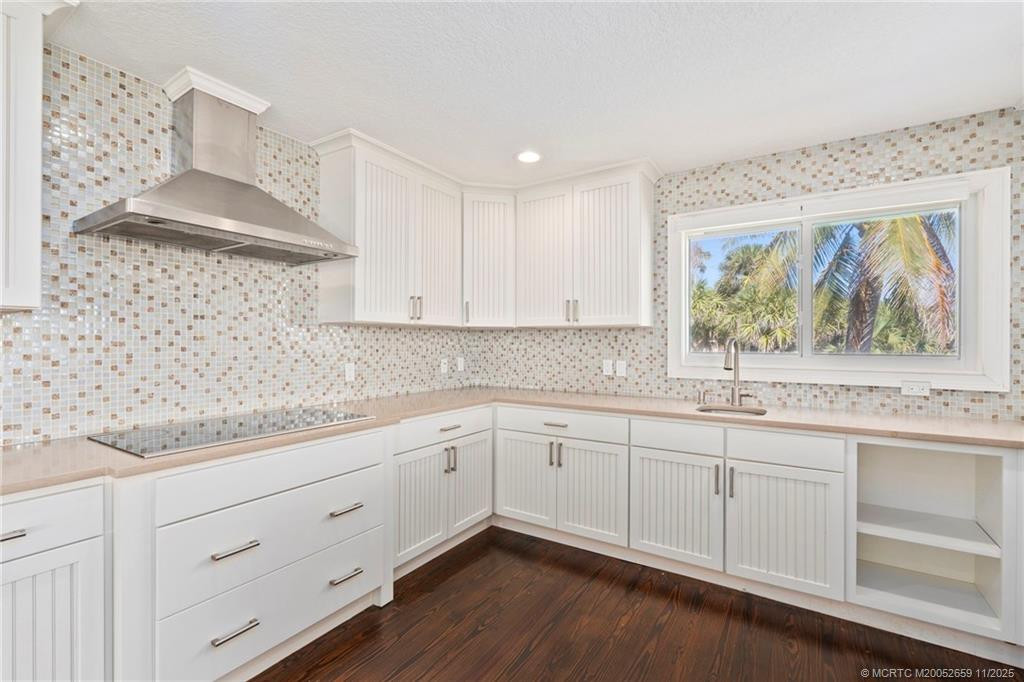 1911 Surfside Drive, Fort Pierce FL - photo 12 of 77