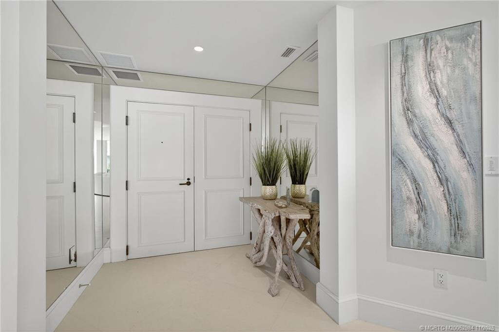 Foyer entry