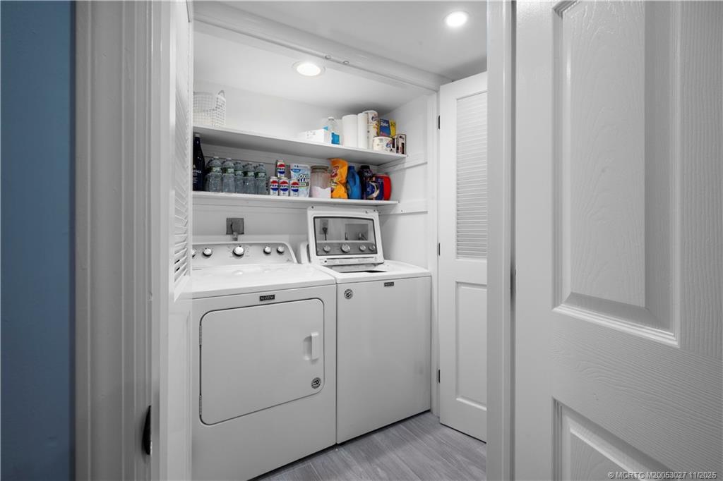 Full size washer & dry