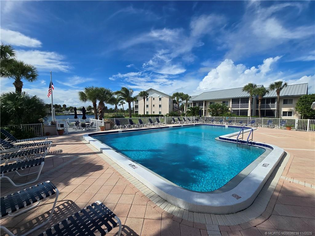 484 NE Plantation Road 4103, Stuart – Condominium for rent