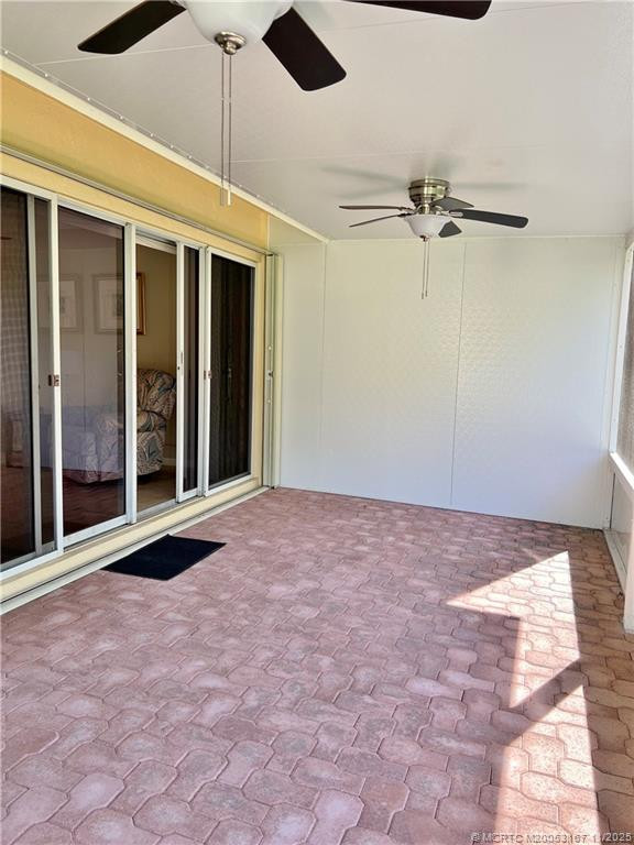 Large Screened Patio 10' x 22'