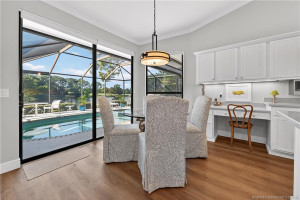 Breakfast area in Kitchen