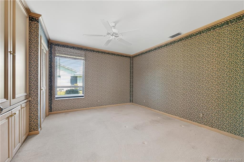 Guest suite/Den