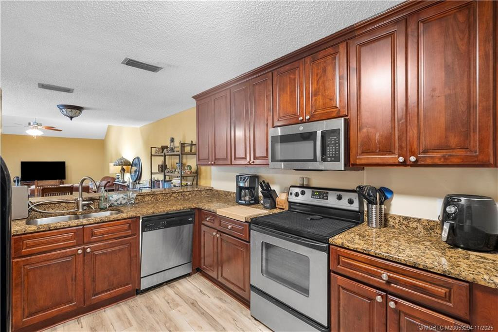 Tarpon Bay Villas