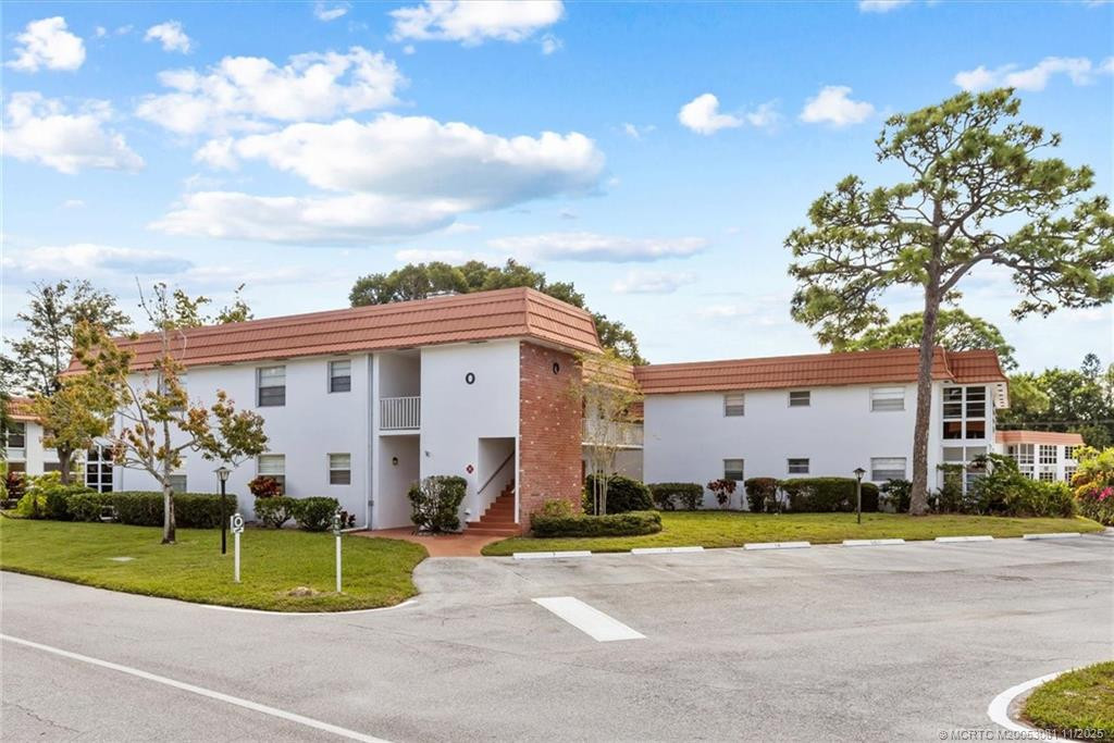 Property photo for 2600 SE Ocean Boulevard O14, Stuart, FL 34996