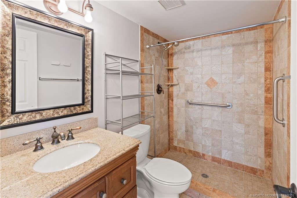 1935 SW Silver Pine Way #117-D1, Palm City FL - photo 18 of 32