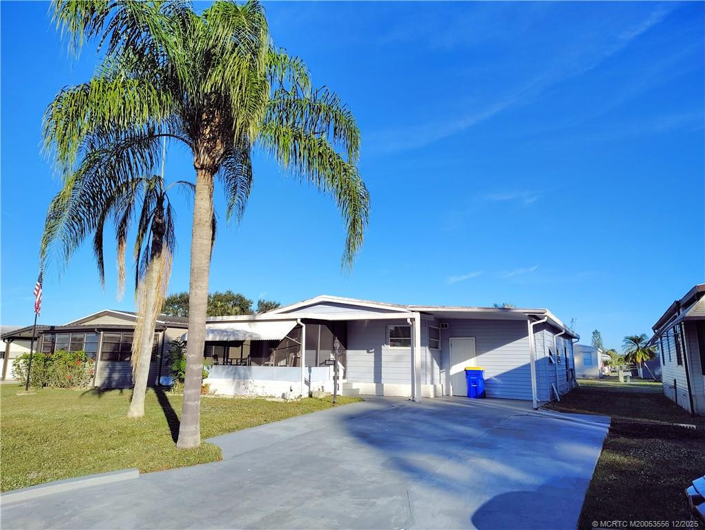 2581 SW Pontiac Place, Stuart, FL 34997