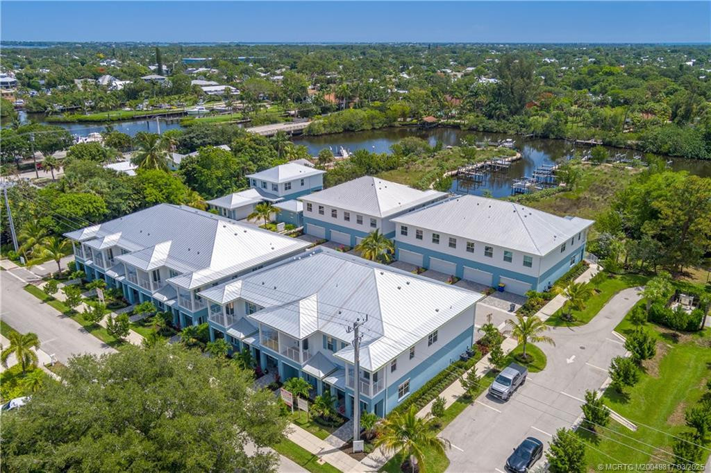 Manatee Isles