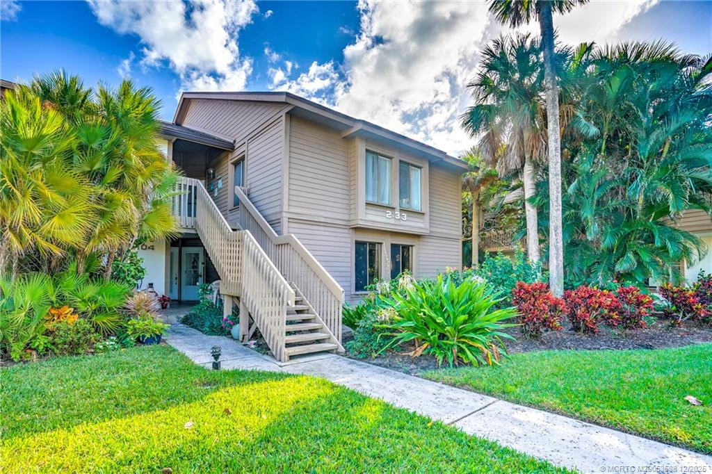 Photo 2 at 233 NE Edgewater Drive 204, Stuart