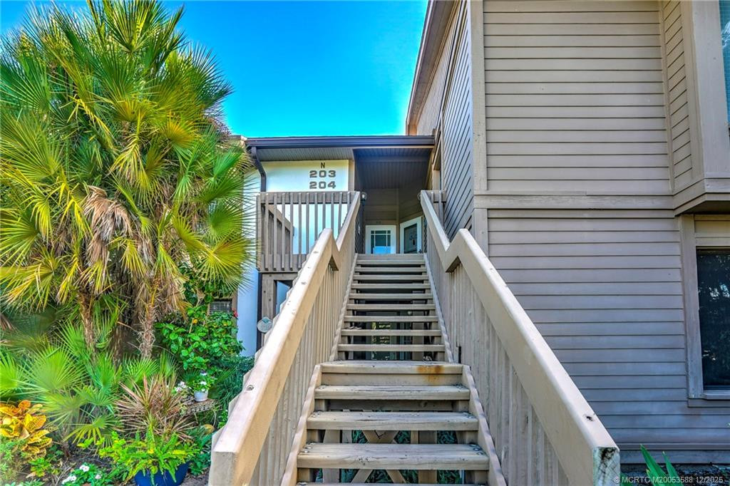 Photo 8 at 233 NE Edgewater Drive 204, Stuart