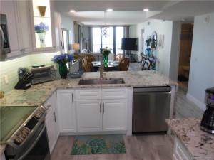 Kitchen with view to ocean