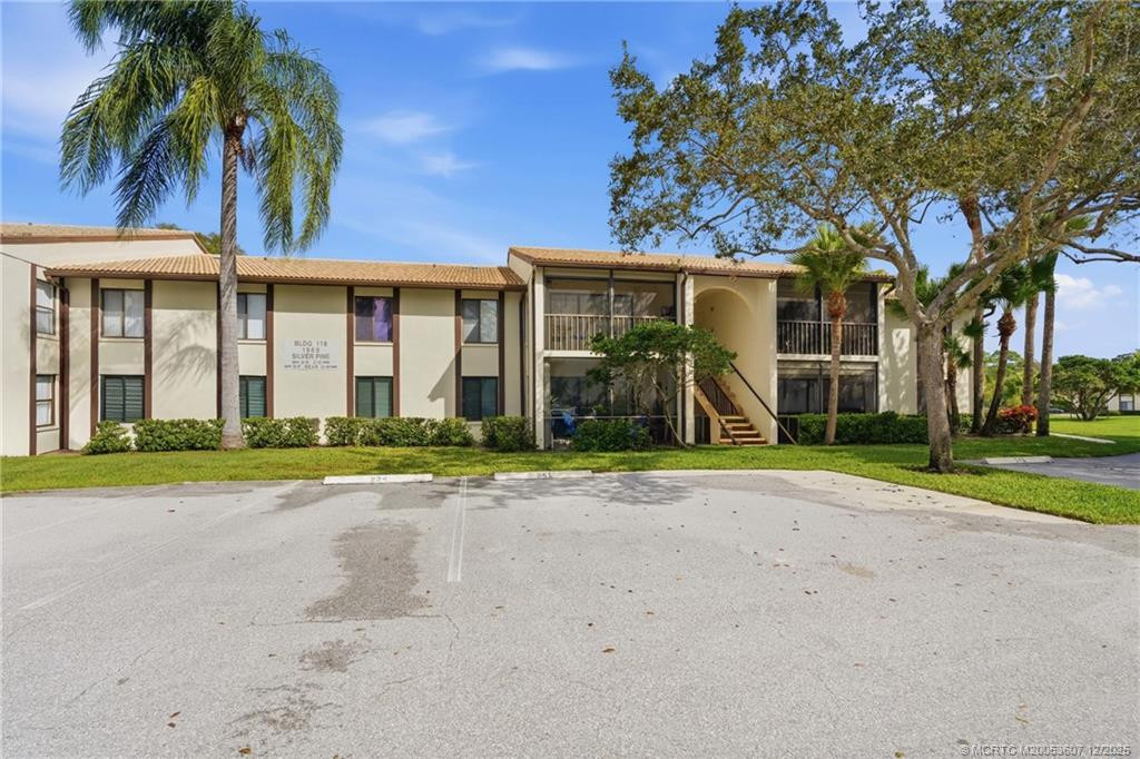 1965 SW Silver Pine Way 118-D1, Palm City – sold