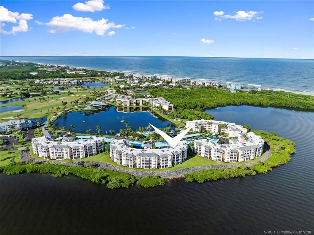 5750 NE Island Cove Way 3203, Stuart – sold