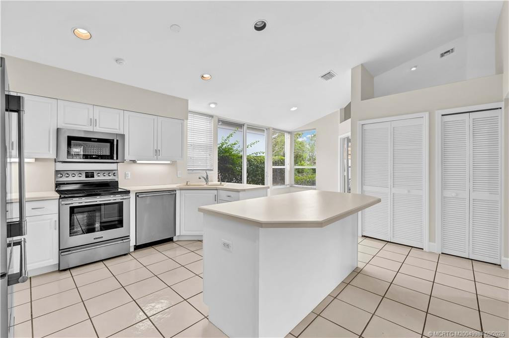 Photo 7 at 13005 Harbour Ridge Boulevard, Palm City