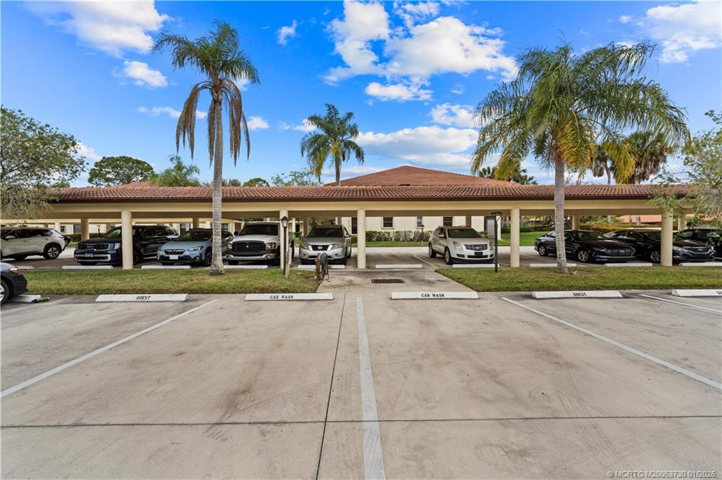 Car Wash area right near owner's carport location.