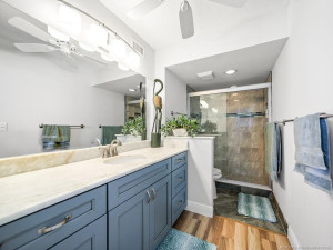 En-suite Main Bathroom